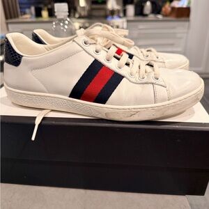 Gucci Ace Sneakers in white leather trim with signature dark blue and red stripe